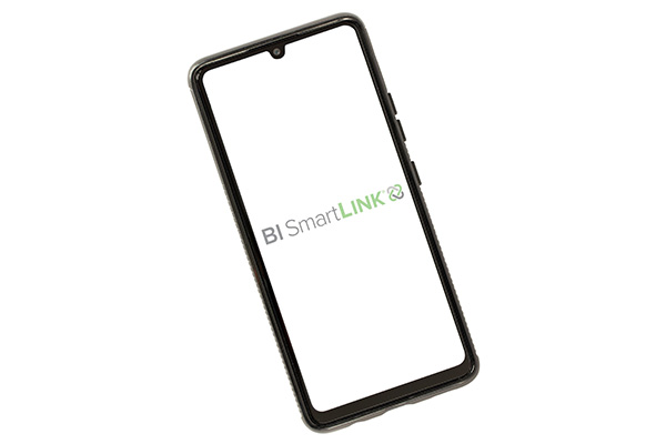 Home screen of a BI Mobile device featuring the BI SmartLINK logo prominently displayed.